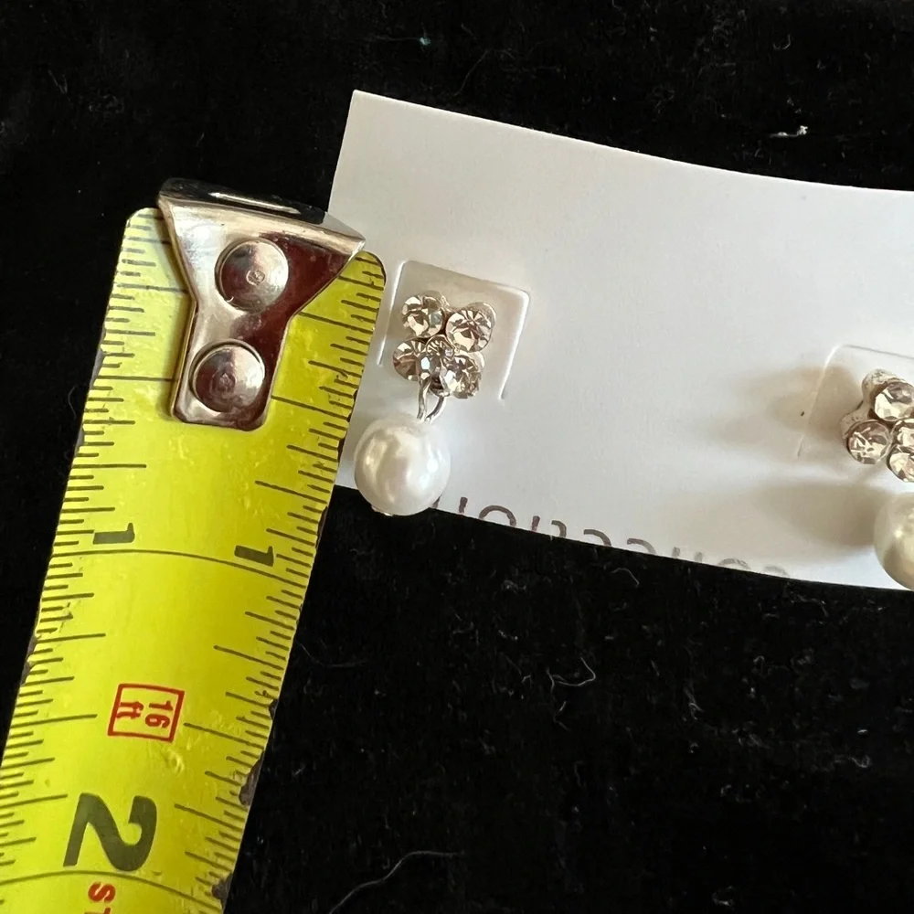 Hand crafted silver, pearl bead and crystal earrings. - Picture 5 of 5